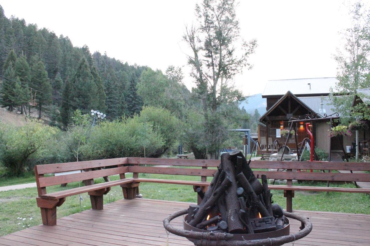 Copper King Lodge เรดริเวอร์ ภายนอก รูปภาพ